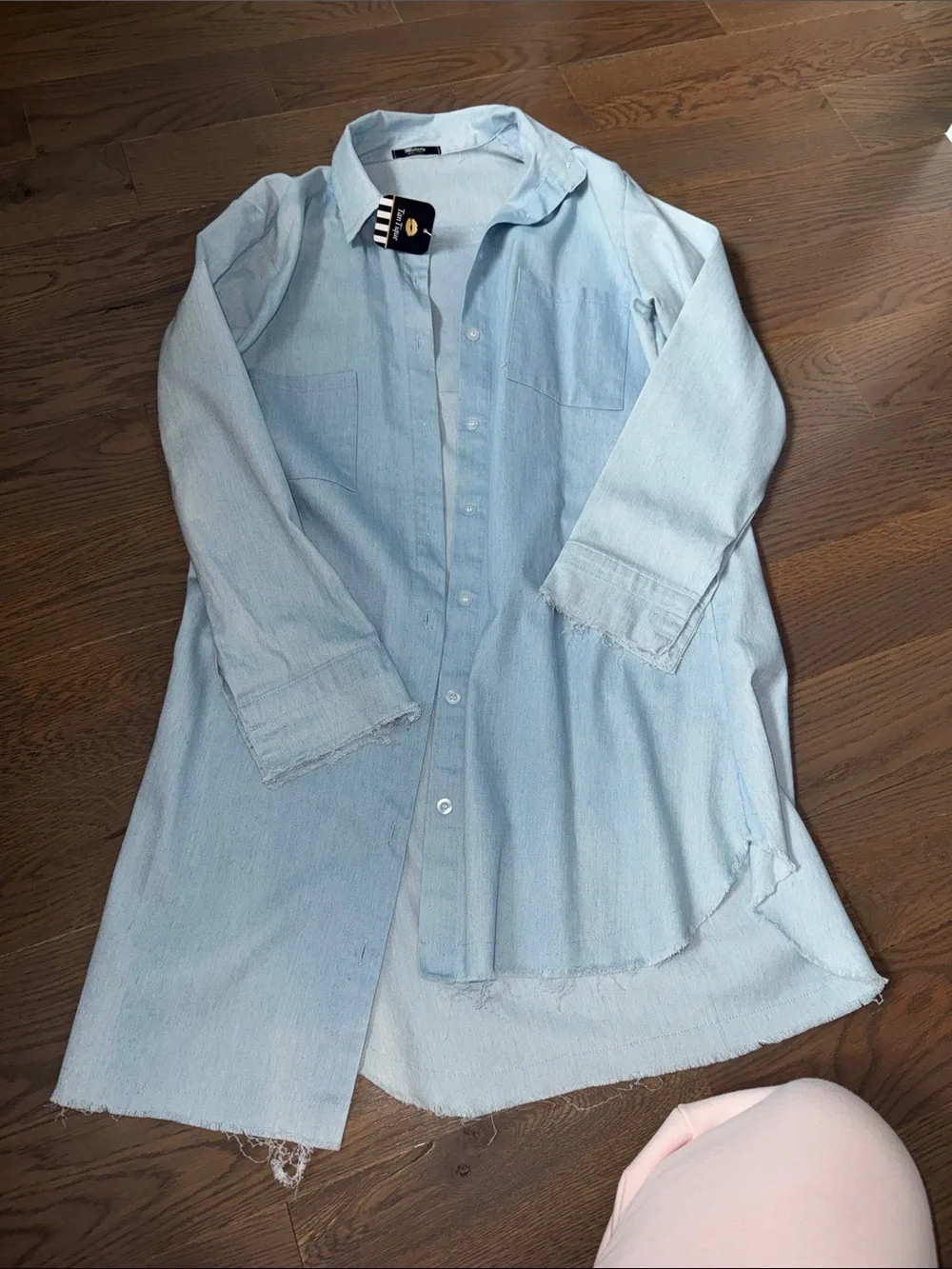 Never worn new with tags Louis Vuitton Light Blue Denim Jacket with Patch Logo - Picture 2 of 2